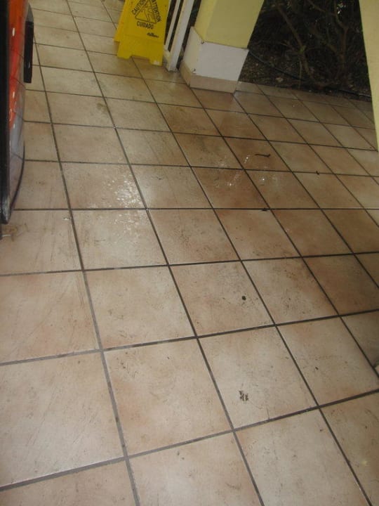 Flur pitschnass Hotel Bayside Inn Key Largo