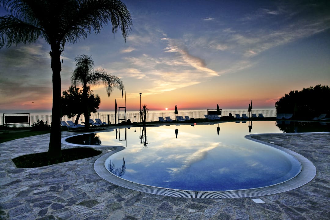 Pool BV Borgo del Principe