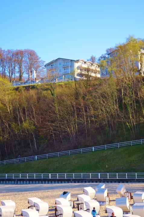 Blick aufs Hotel von der Seebrücke Hotel Bernstein Rügen