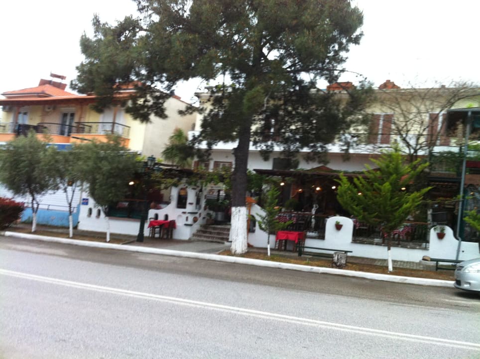 Restaurant und Einkaufsmögl. Ammon Zeus Luxury Beach Hotel