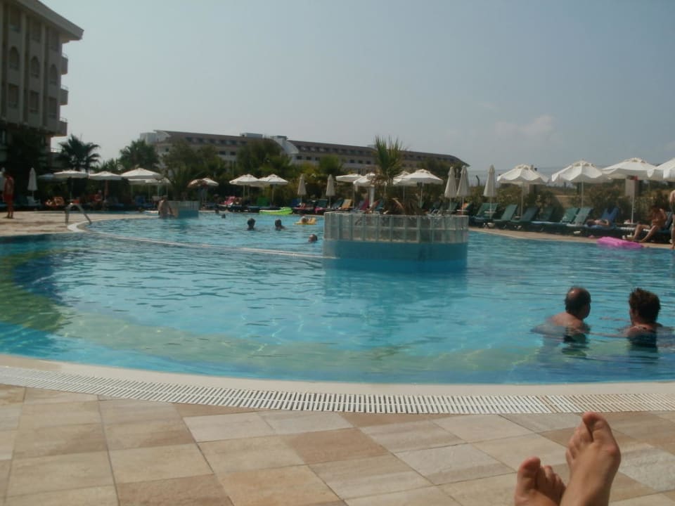 Einer von 3 Pools Calimera Hane Garden