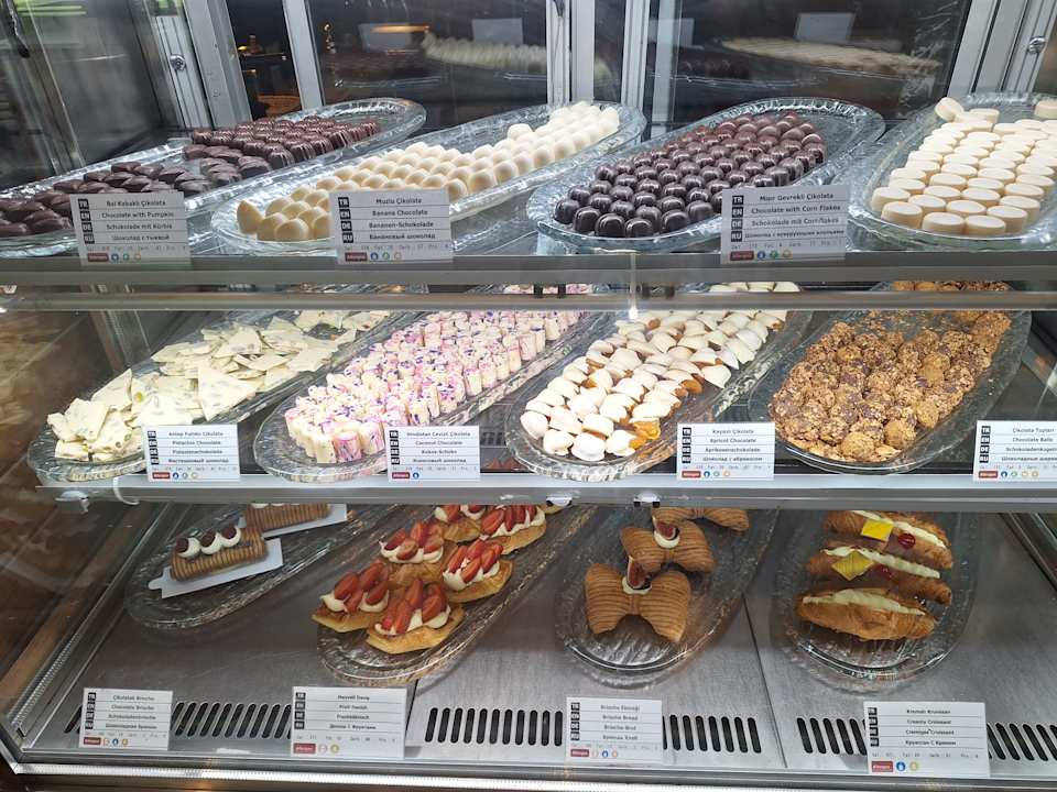 Gastro Acanthus Cennet Barut Collection