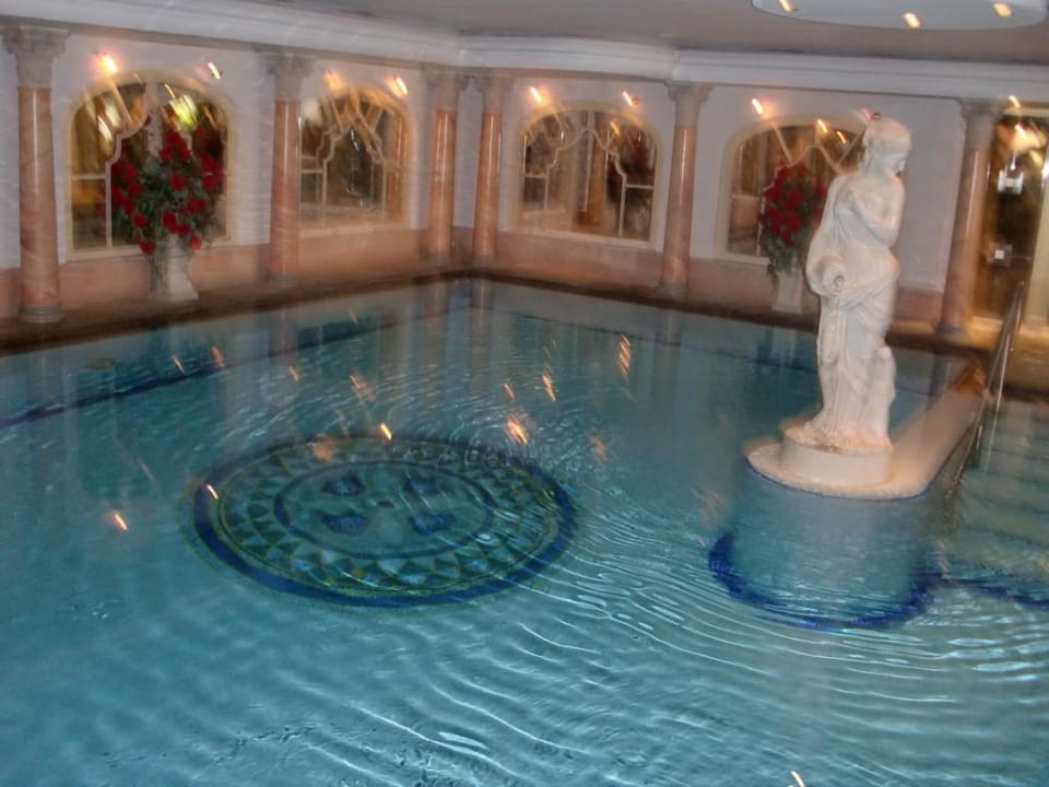 Pool Falkensteiner Hotel & Spa Falkensteinerhof