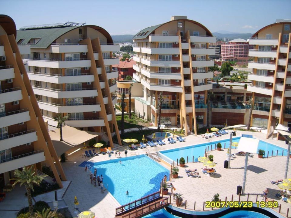 Nebengebäude mit Pool Alaiye Resort & Spa