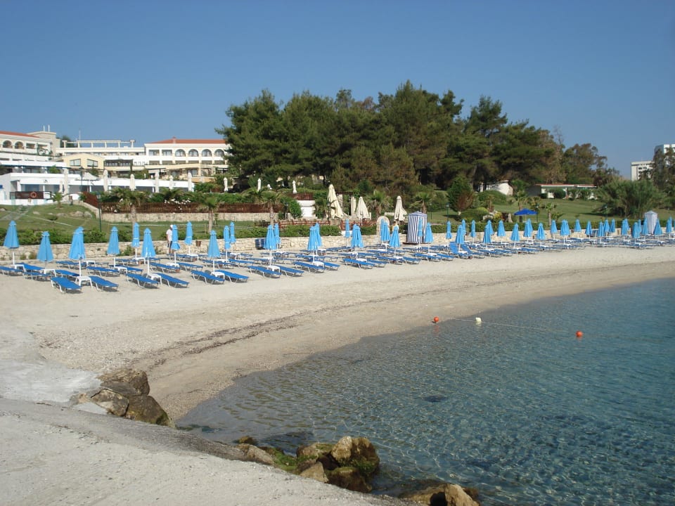 Пляж отеля Aegean Melathron Thalasso Spa Hotel