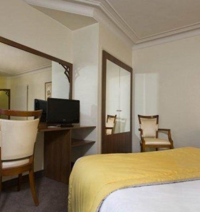 Guest Room Grand Hotel Des Balcons