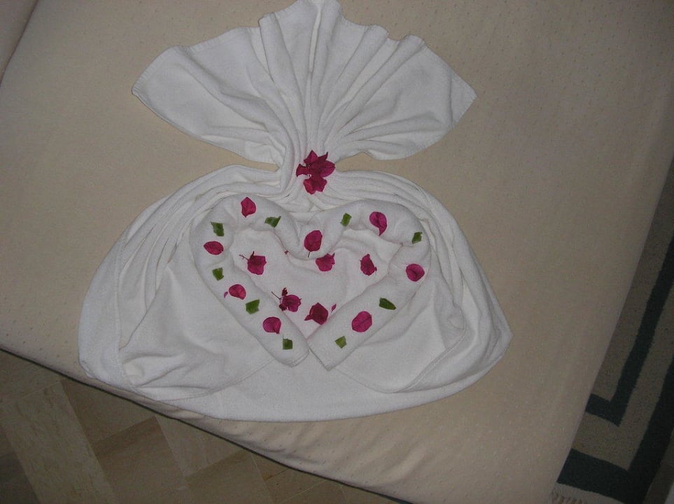 Bettdekoration Hotel Royal Garden Palace