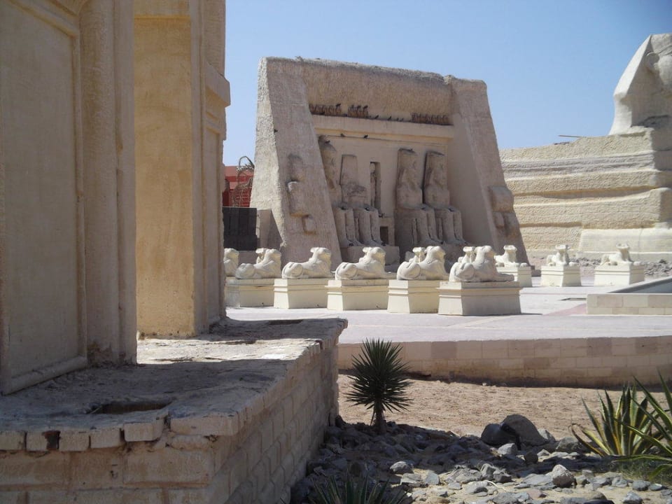 Amphietheater  Pickalbatros Alf Leila Wa Leila Resort - Neverland Hurghada
