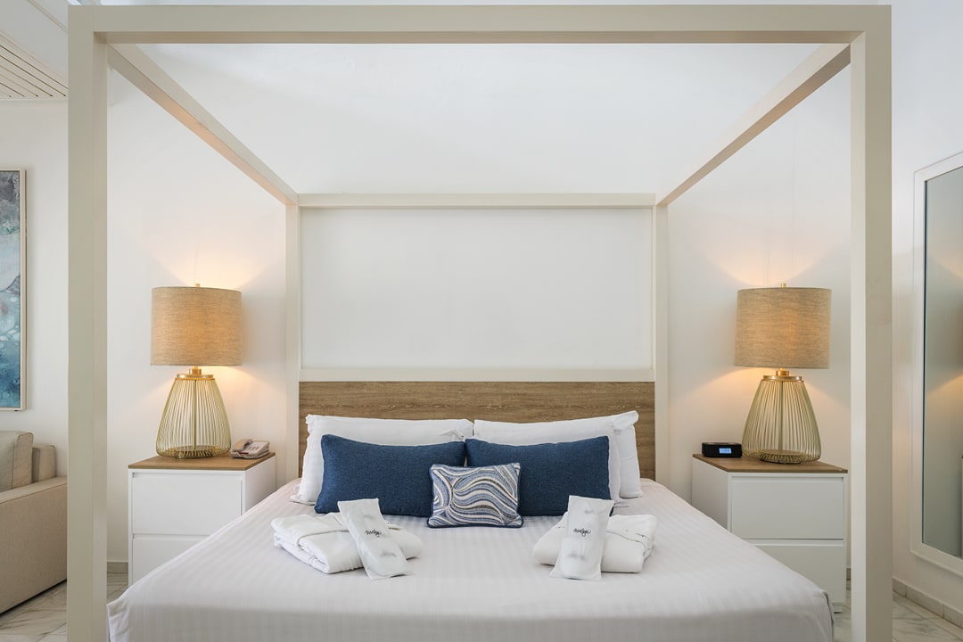 Zimmer Ocean Blue & Sand