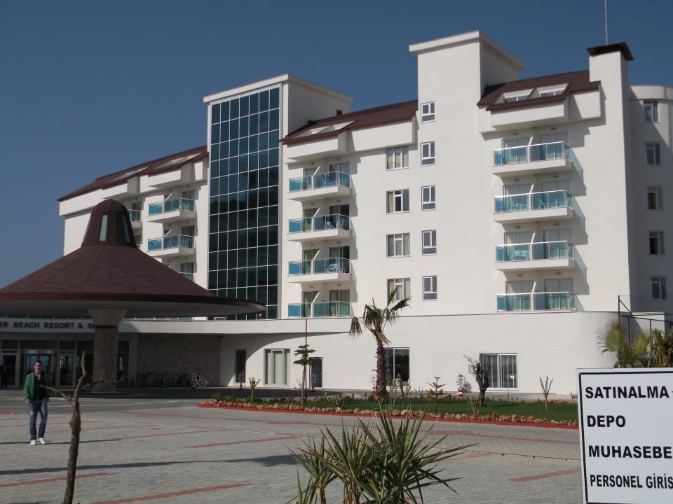 Aussenansicht von vorne Cenger Beach Resort & Spa