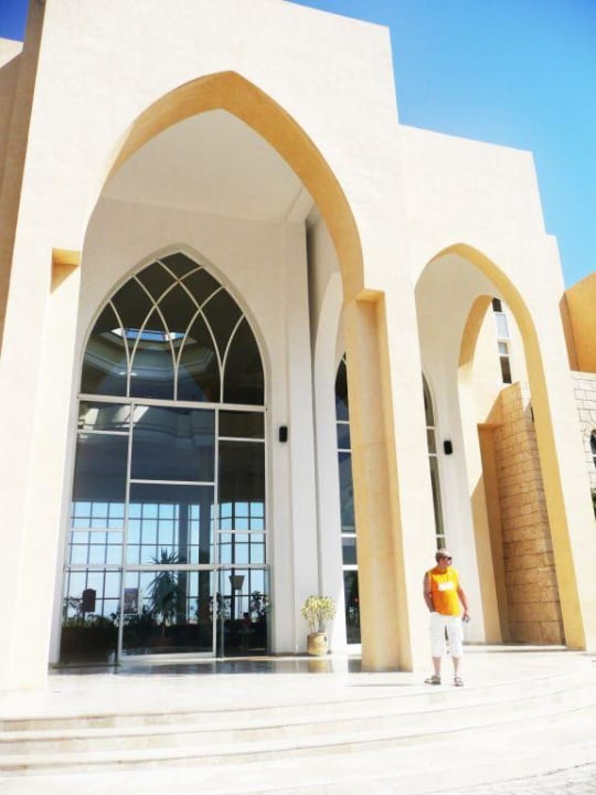 Front hotelu Skanes Serail Aquapark