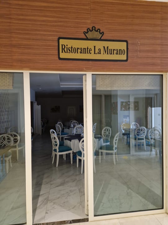 Gastro Well Palace Side