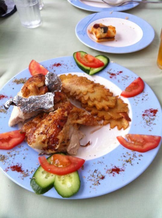 Grillhähnchen Sunis Evren Beach Resort Hotel & Spa