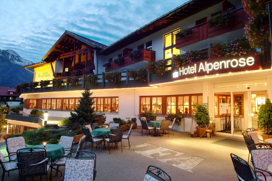 Außenansicht IFA Alpenrose Hotel Kleinwalsertal