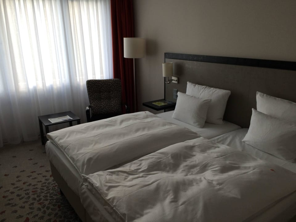 Bett Steigenberger Hotel Bielefelder Hof