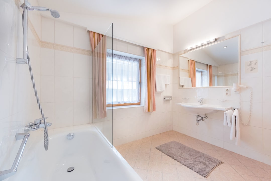 Zimmer Hotel Kertess