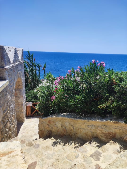 Gartenanlage Hotel Kalithea Horizon Royal