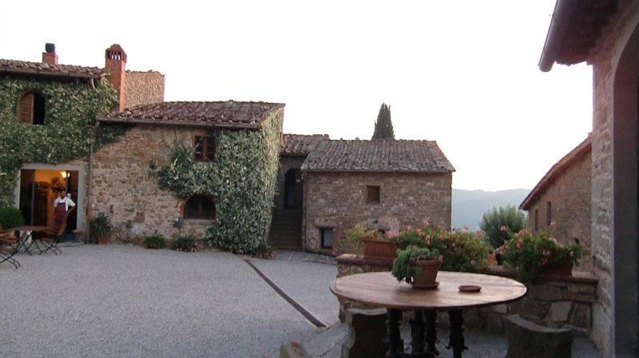 Innenhof Hotel Fattoria Castelvecchi