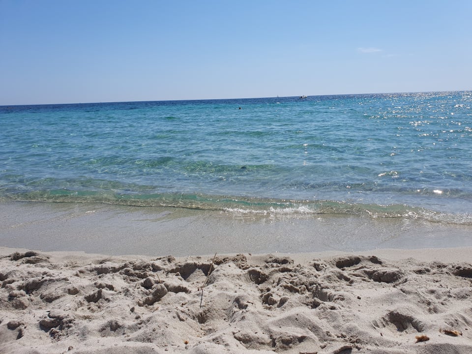 Strand Li Suari Club Village