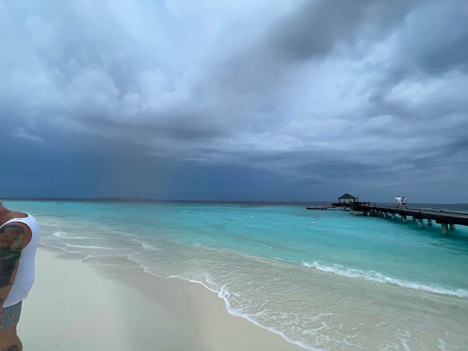 Strand Adaaran Select Meedhupparu Island Resort - Premium All Inclusive