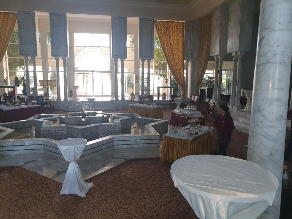 Pool Le Royal Hotels & Resorts - Hammamet