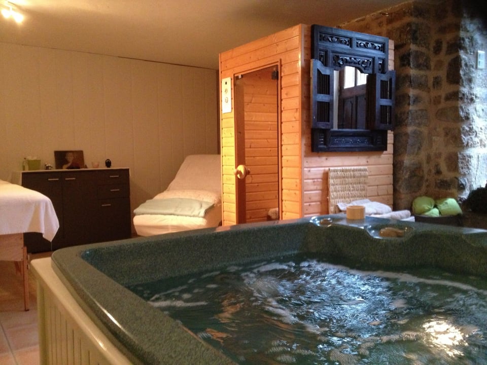 Le spa et le sauna Hotel La Grange Templière