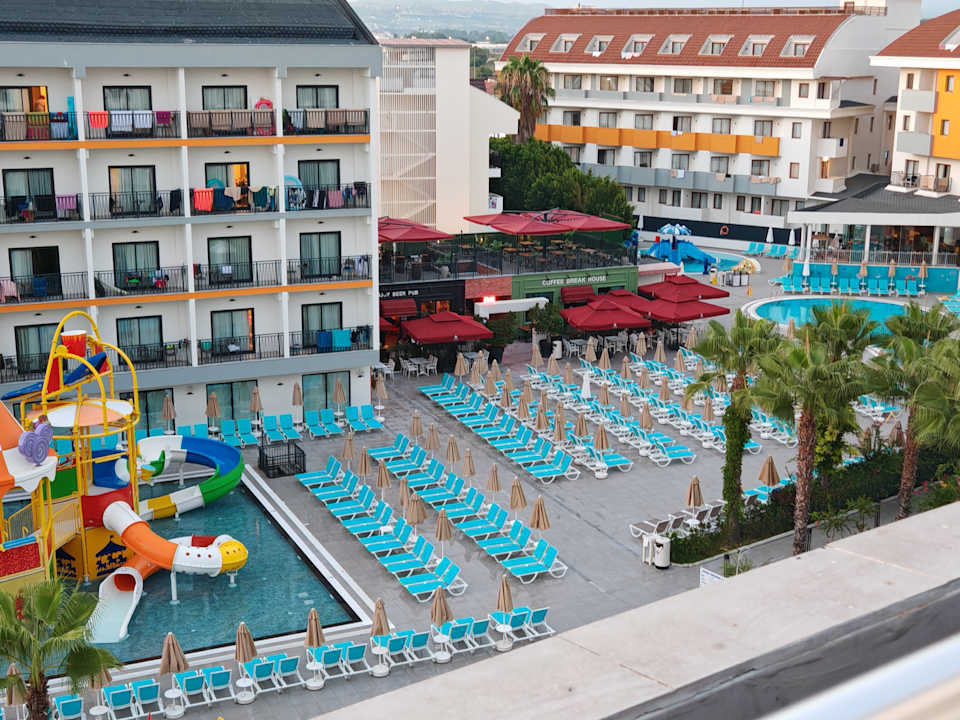 Pool Hane Family Resort