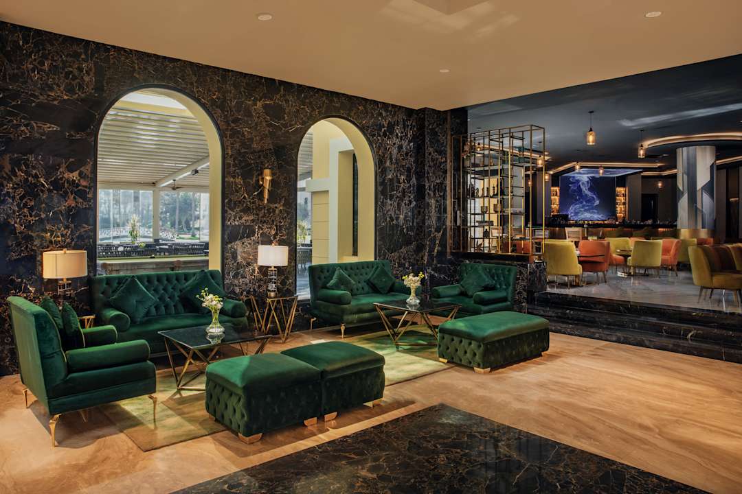 Lobby Mövenpick Hotel Cairo Media City