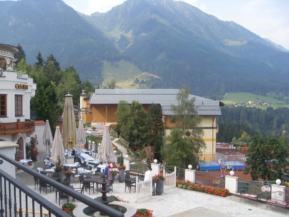 Ausblick  Alpina Alpendorf