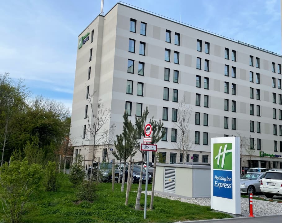 Außenansicht Holiday Inn Express - MUNICH NORTH, an IHG Hotel