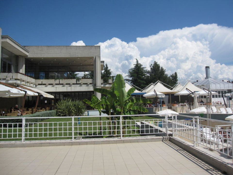 Poolbar und Terrassenrestaurant Valamar Parentino Hotel