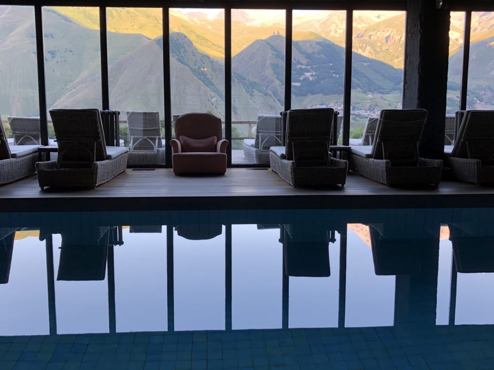 Pool Hotel Kazbegi