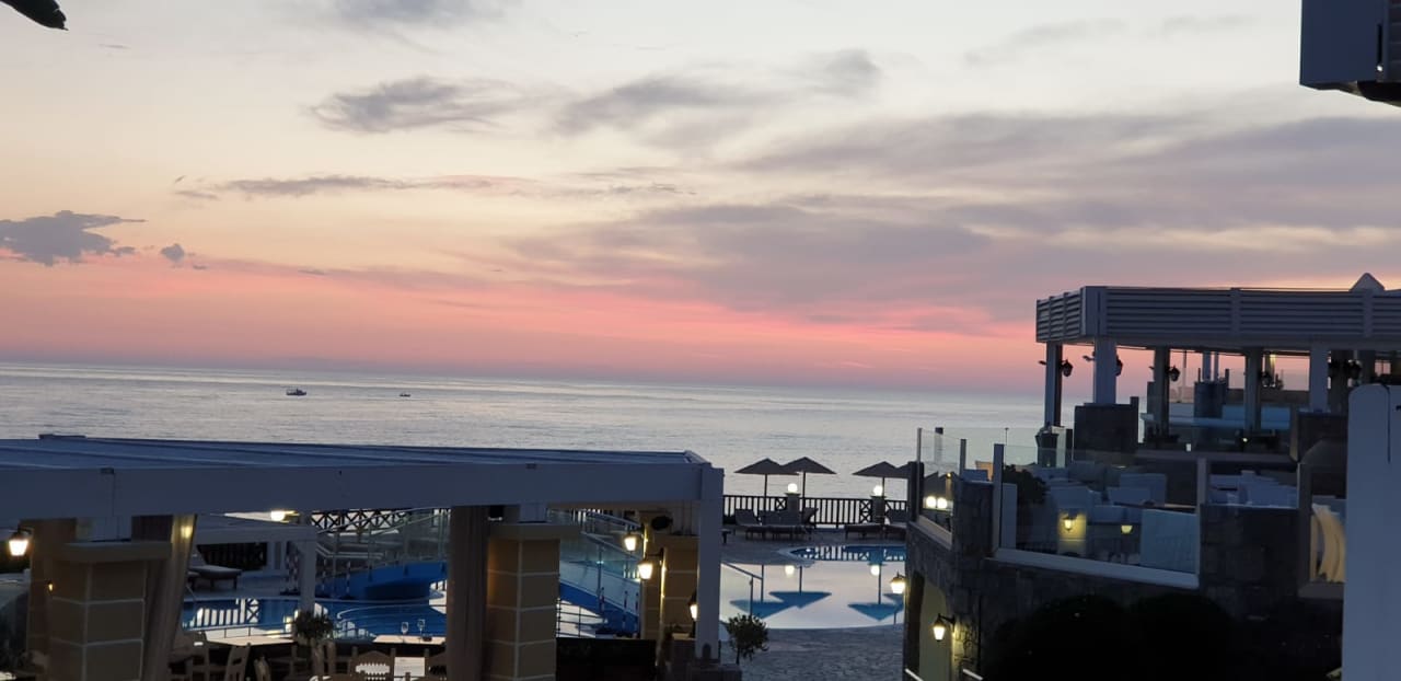 Ausblick Alexander Beach Hotel & Village Resort