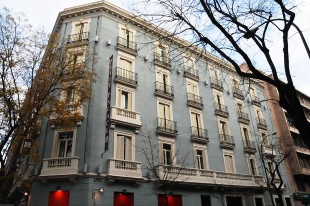 Aussenansicht Hotel Petit Palace Art Gallery