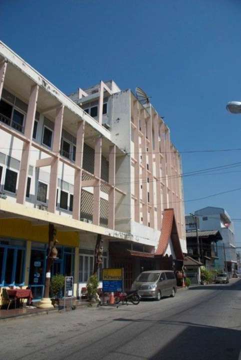 Strassenseite Prince Hotel