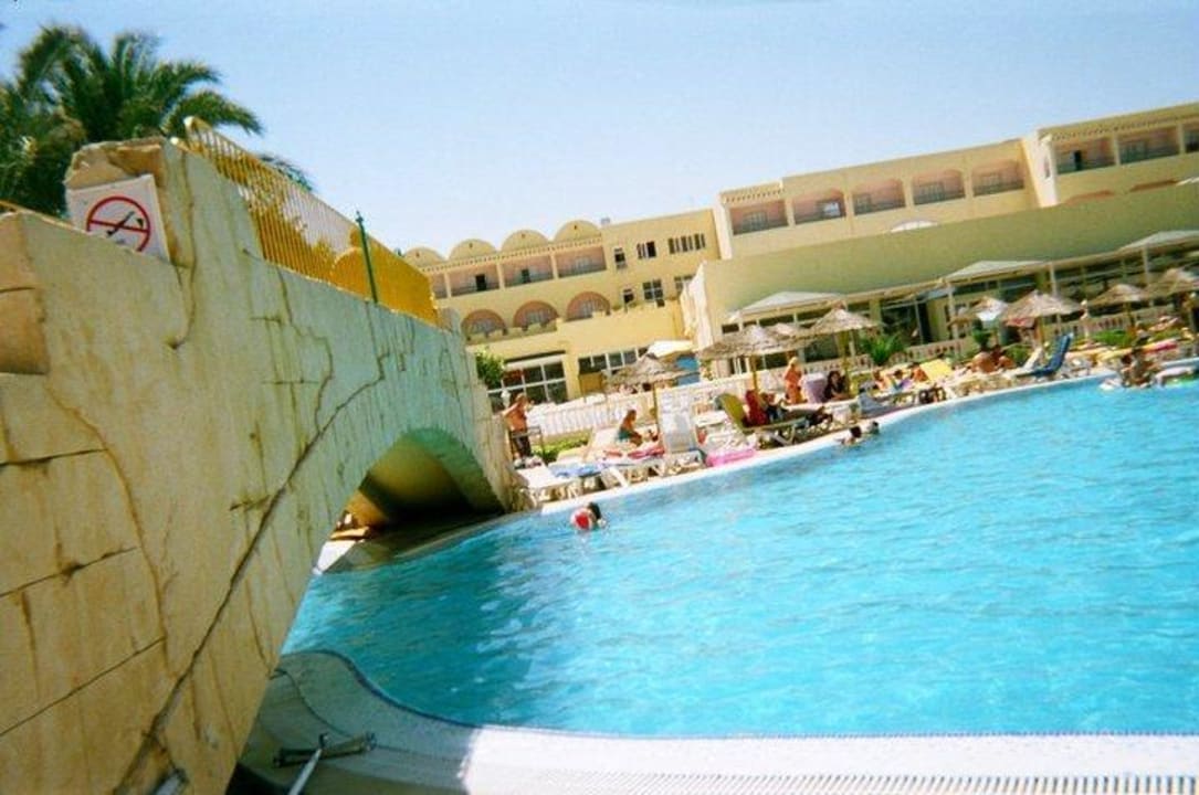 Amazingly clean pool Houda Golf & Beach Club