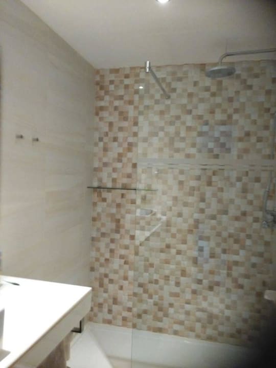 Badezimmer  Aparthotel Houm Plaza Son Rigo