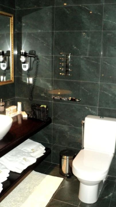 Geschmackvolles Bad! Diverso Platamon Luxury Hotel & Spa