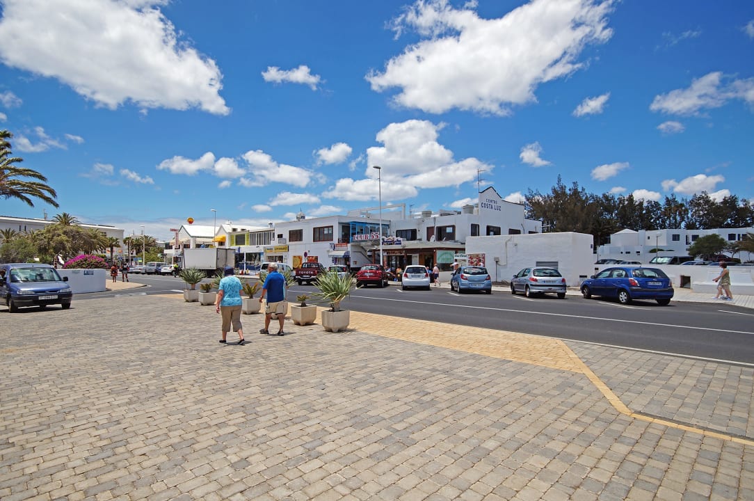 Strassen-Seite Hotel Las Costas