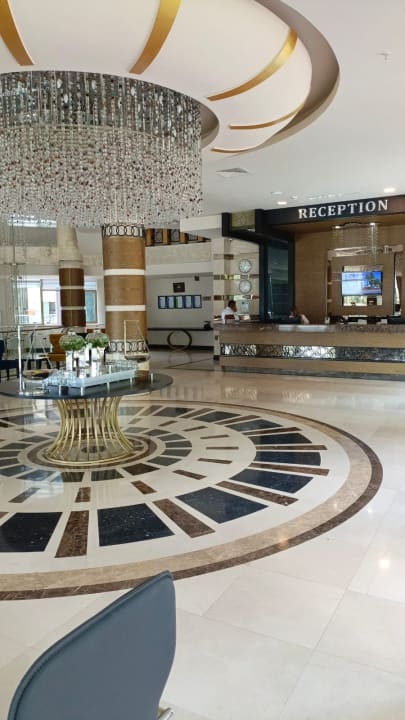 Lobby Hotel Grand Ring