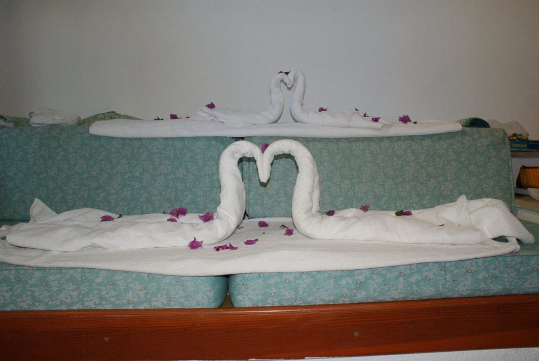 Tücher Schwäne vom Zimmermädchen VONRESORT Golden Beach