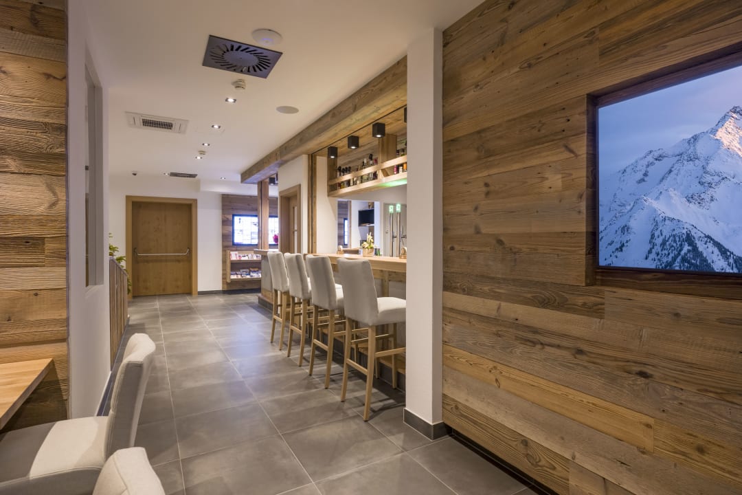 Gastro Alpenhof Hotel Garni Suprême