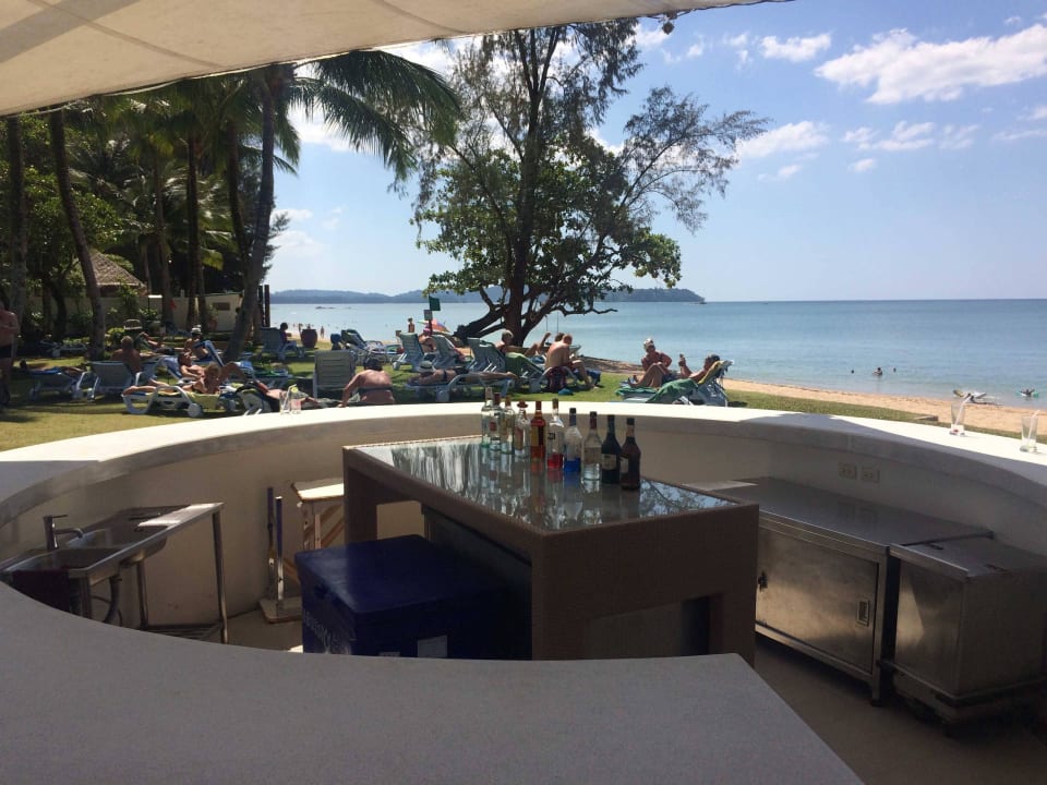 Beachbar The Briza Beach Resort Khaolak