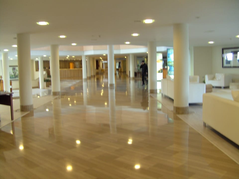 Lobby Iberostar Waves Playa de Muro