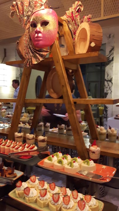 Gastro Acanthus Cennet Barut Collection