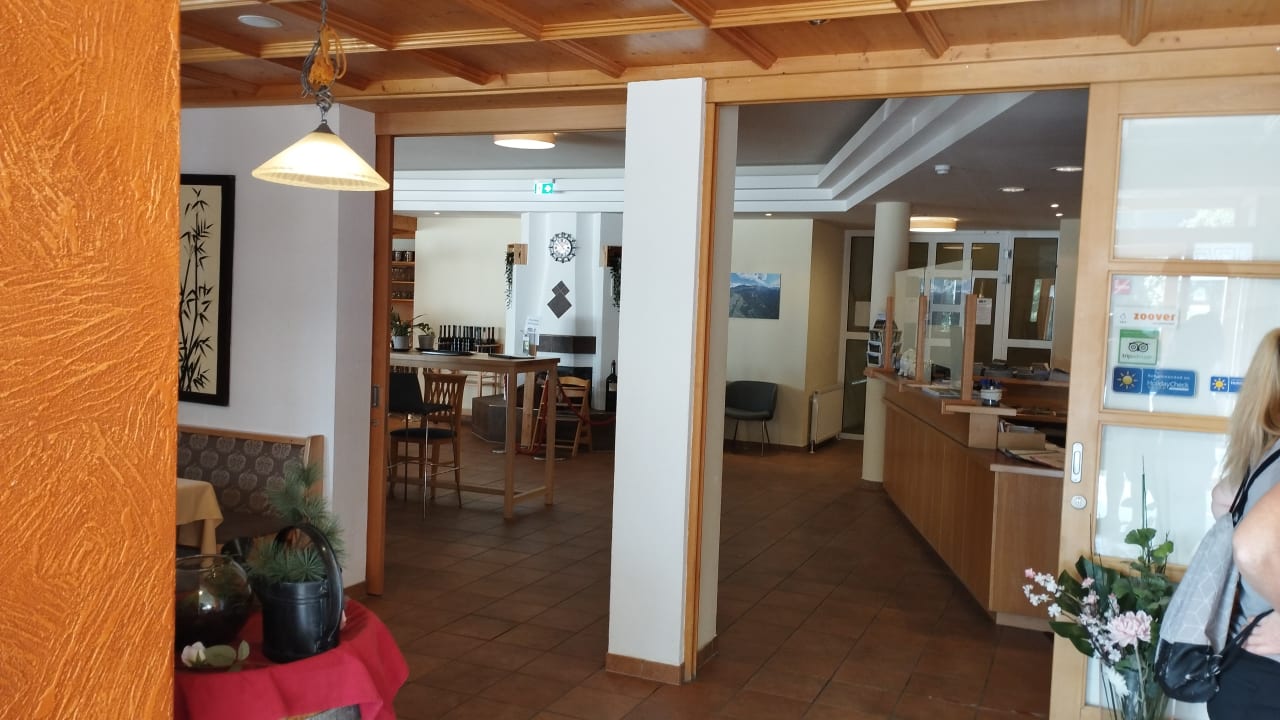 Lobby Erlebnishotel Fendels