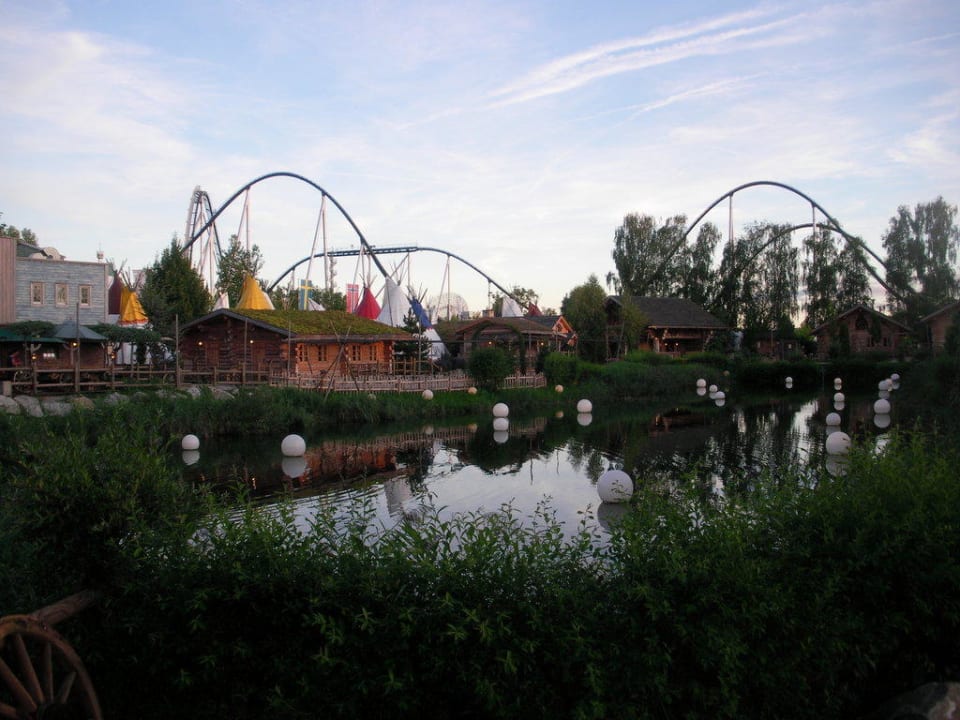 Blockhäuser am See Tipi Town Europa-Park