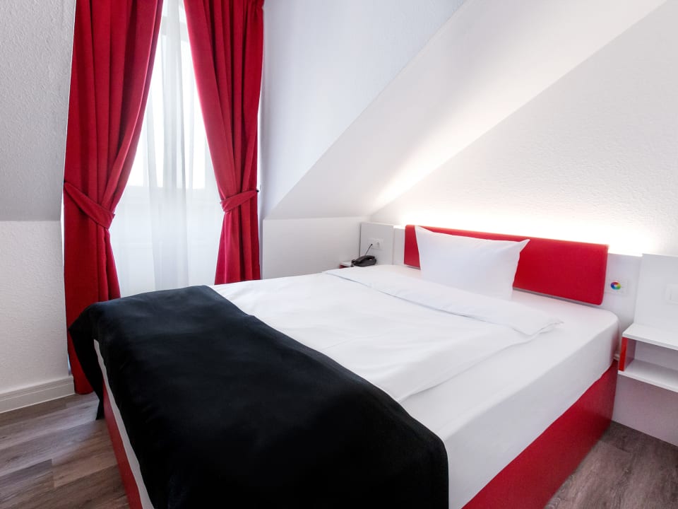 Zimmer DORMERO Hotel München-Kirchheim Messe