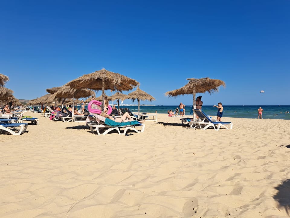 Strand Samira Club