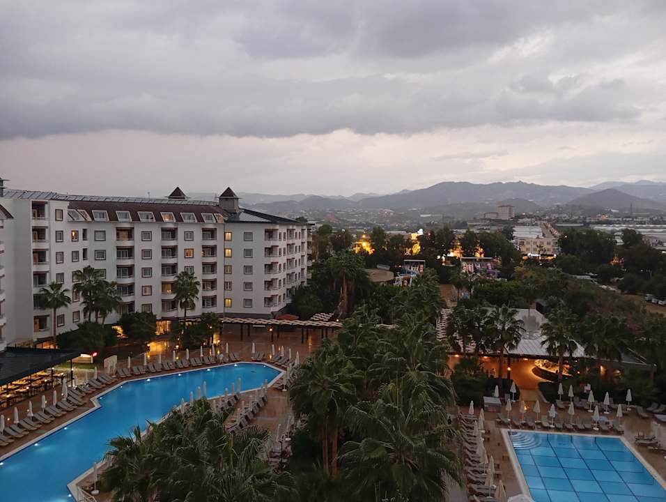 Ausblick Hotel Royal Garden Beach